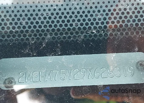 2009 Mercury Grand Marquis Ls (Fleet Only) z USA, uszkodzony, nr VIN 2MEHM75V29X628319